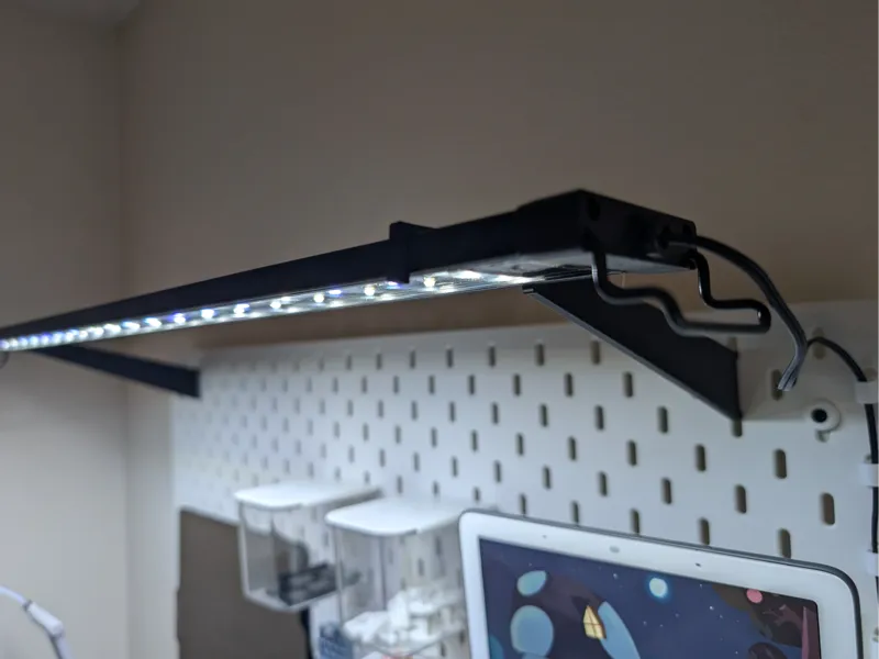 Skadis Nicrew Light Holder