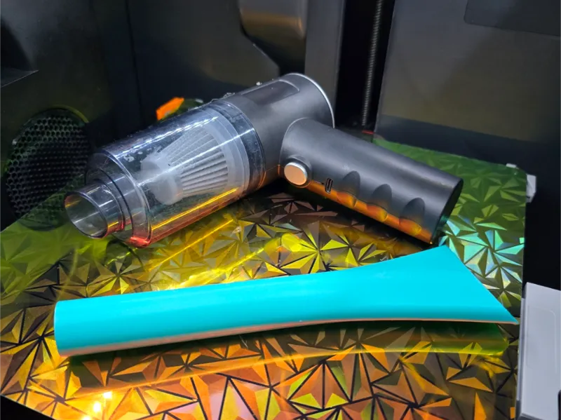 Wide mini vacuum cleaner adapter