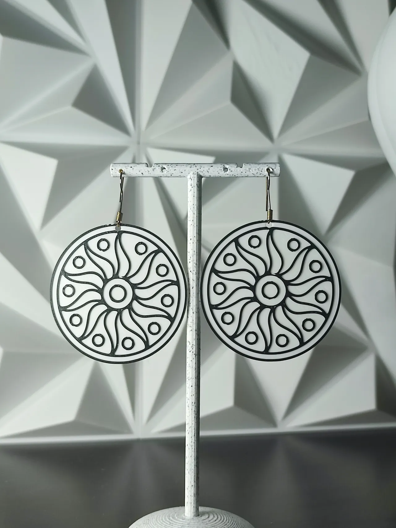 Aretes Sol de Medianoche view 2