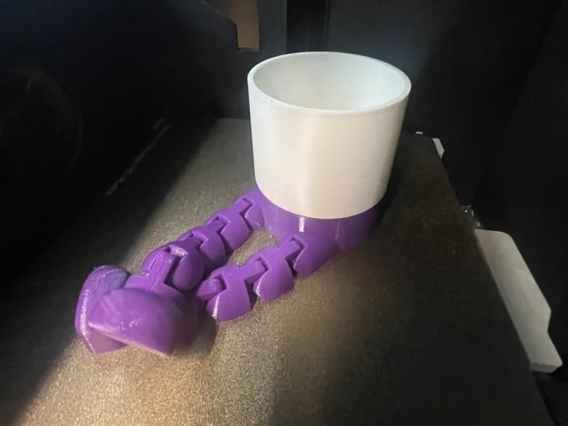 ArticuLegs Modular Support for Corcelain Creations