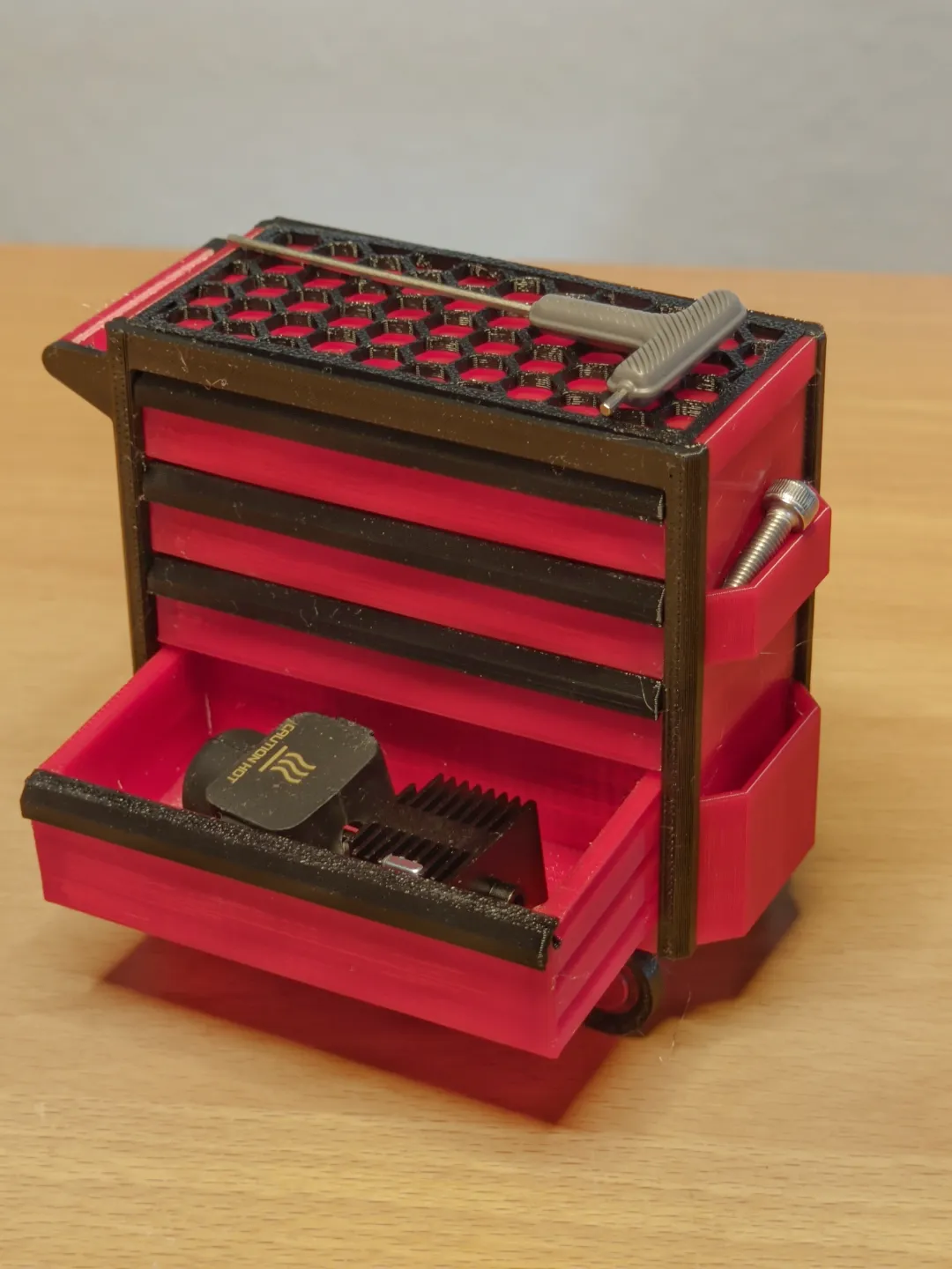 Miniature Workshop Trolley V2 view 4