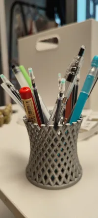 Pot à crayons hyperbolique — photo 2