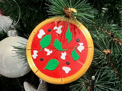Christmas bauble – Pizza Design