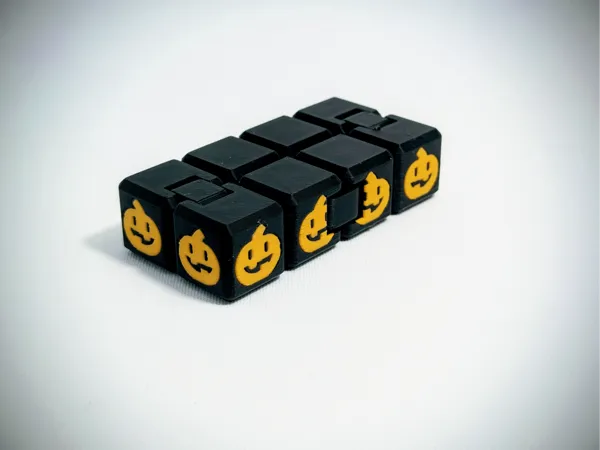 https://makerworld.bblmw.com/makerworld/model/US23327c4731b7e3/design/2025-10-09_6c2a5a1cbe8818.jpg