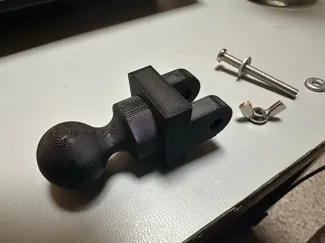 Ram mount for mini desktop fan
