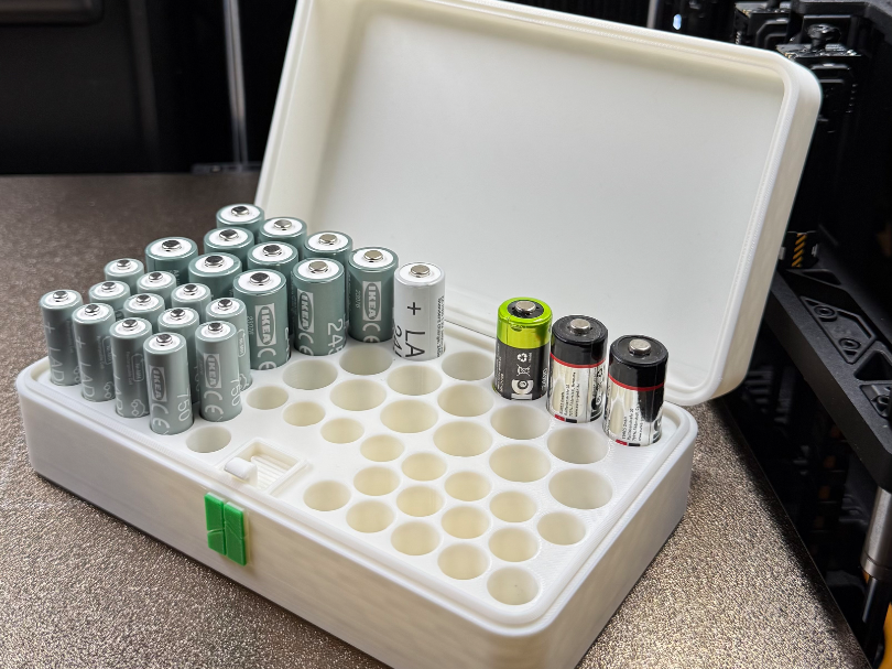 AA & AAA Battery Storage Box – 56 Batteries - 1