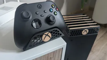 Caja o estuche: Xbox X Series Controller Stand — vista de referencia 3