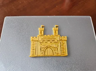 Castle Label