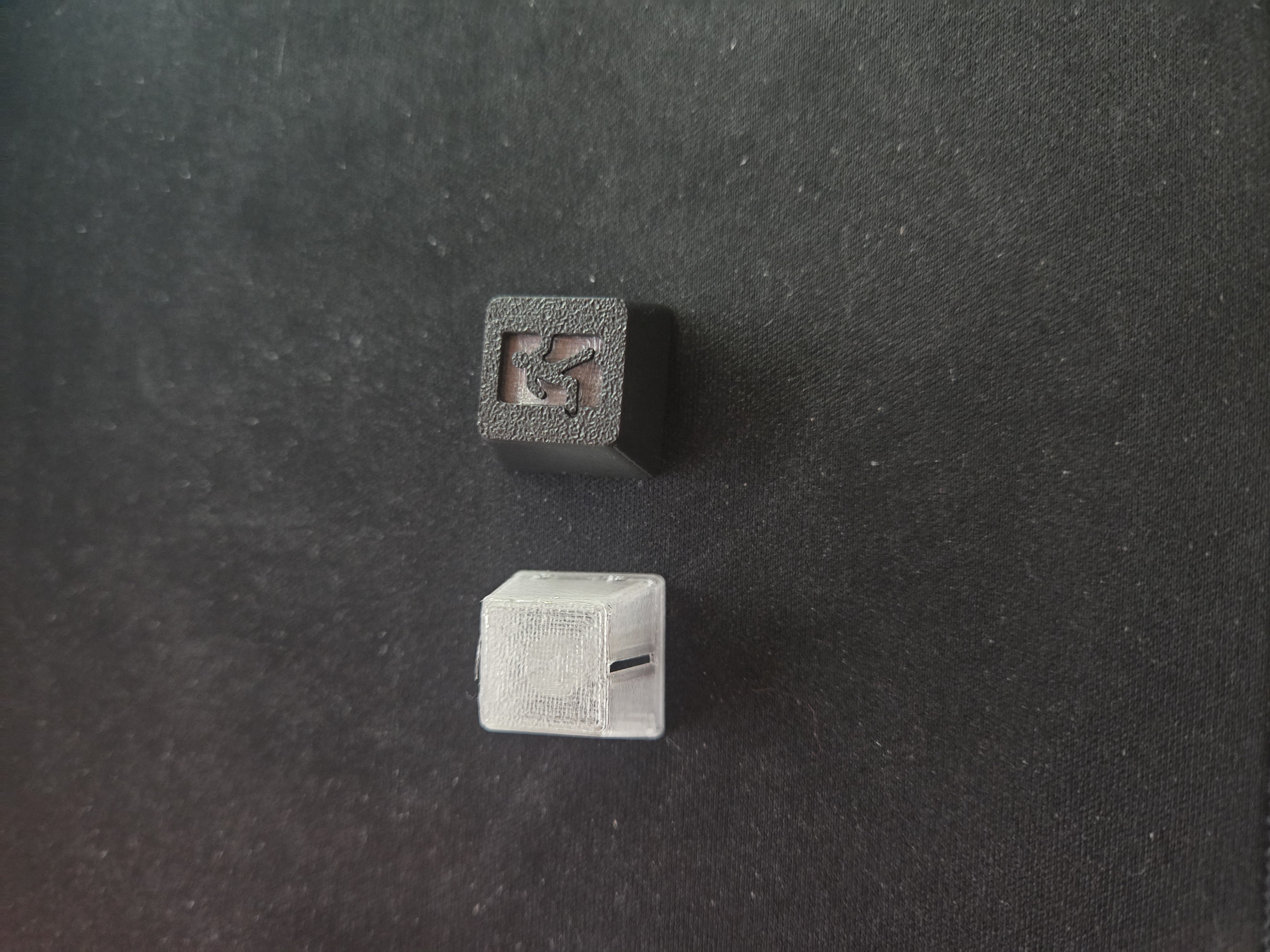 Miniatura 1 do modelo 3D EXIT Sign Keycap