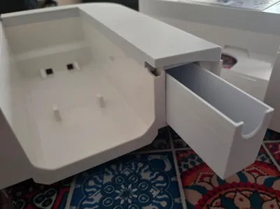 Janome Skyline S5 - Extra storage  tray