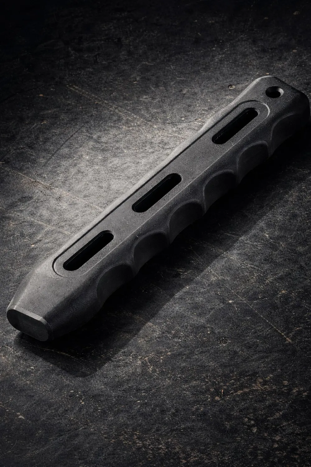 近距离格斗棒 (CQS) – 战术打击工具 - 免费 3D 打印模型 - MakerWorld