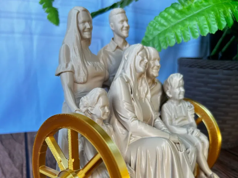 Familia em banco com rodas de carroça