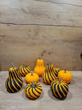 Adorno temático: Spiral Pumpkins — vista de referencia 3