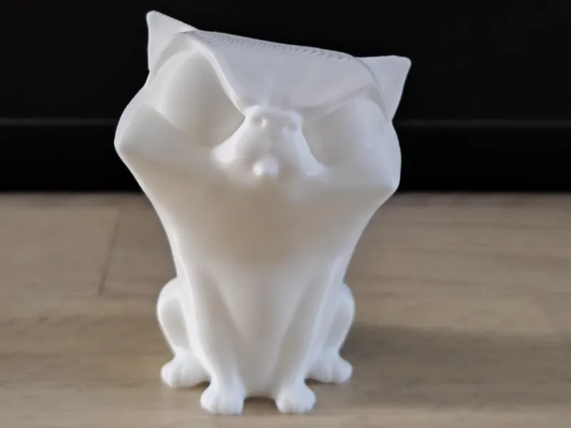 Angry Cat Statue - High Poly