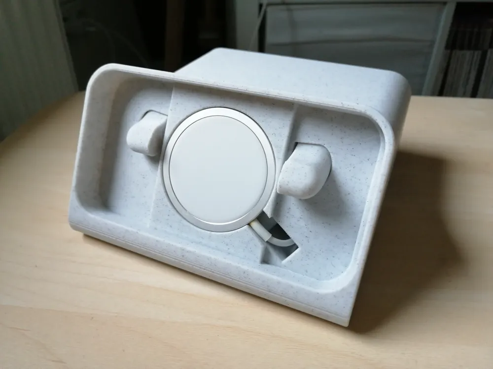 iPhone 12/13 mini with case Standby Mode Dock Remixed by Braix ...