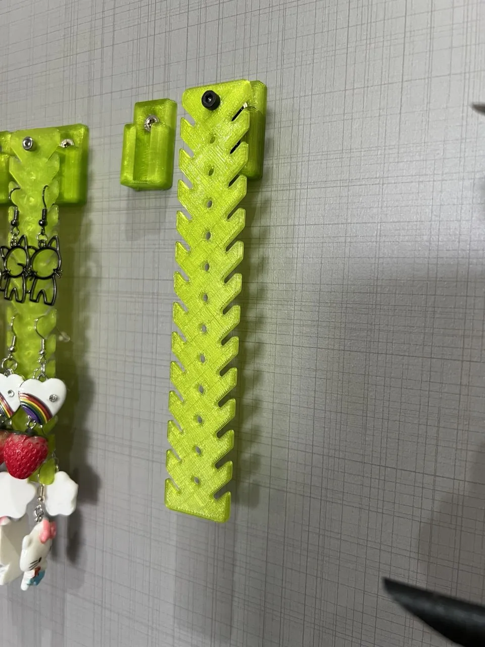 Removable earring hanger view 2