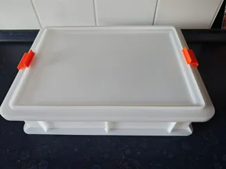 Pizza dough box clip