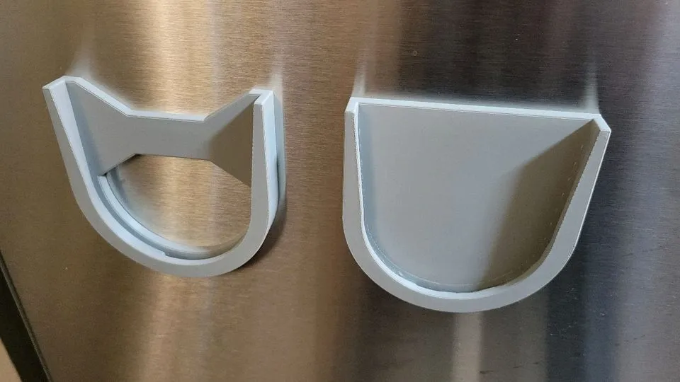 Magnetic Yeti lid holder for medium sized lids by GFPIYA - MakerWorld