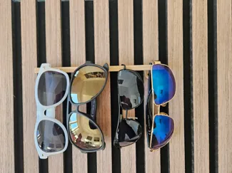 Brillenhalter für Schrank oder Akustikpanelle
