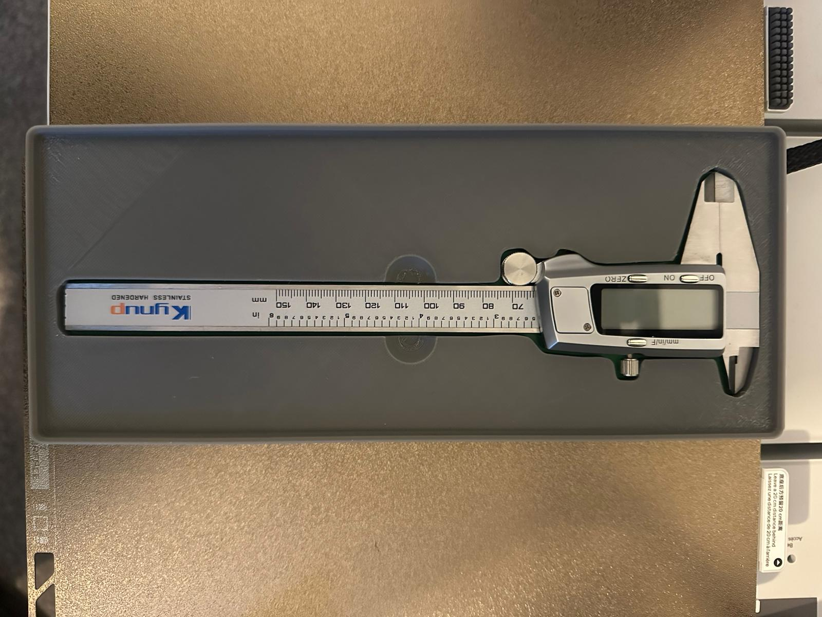 Gridfinity 12×5 Half Grid – Caliper Holder