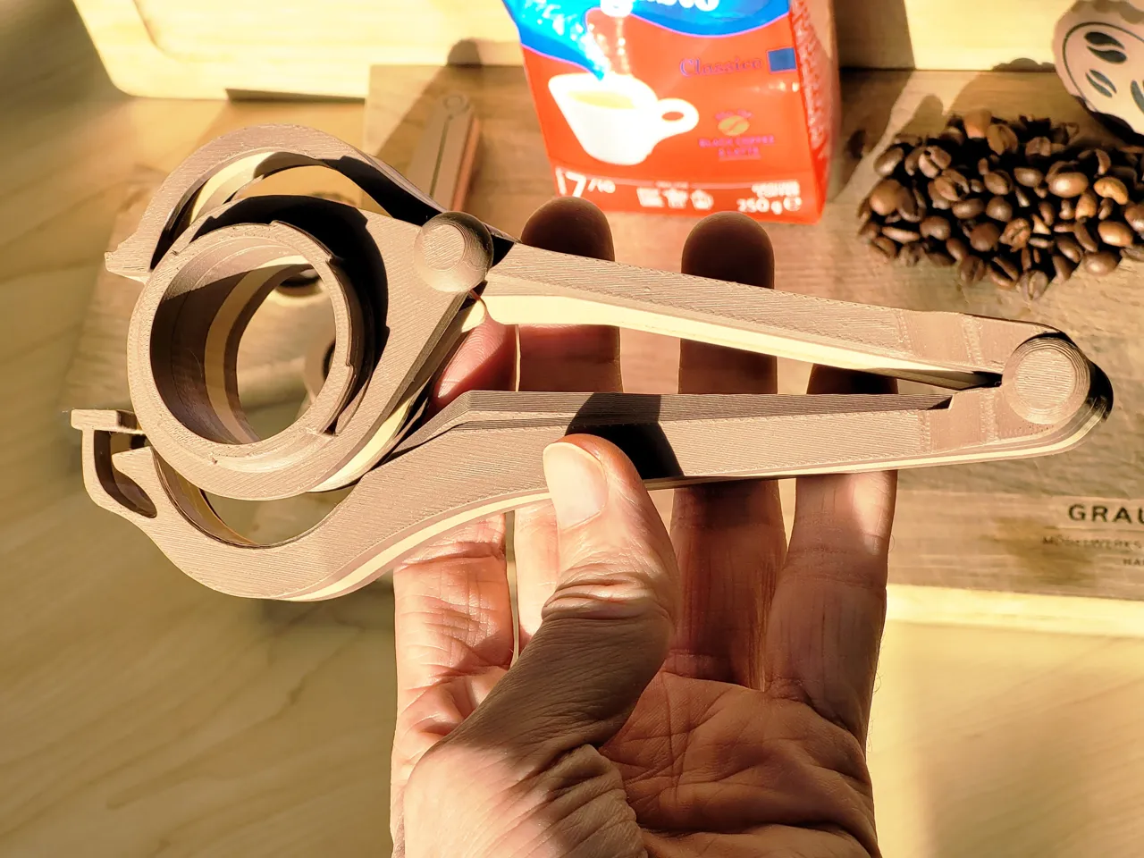 Coffee Clip with Screw Cap view 2