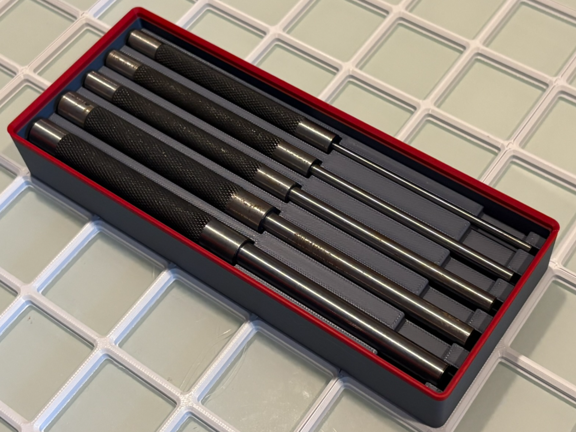 Pittsburgh Long Pin Punch Gridfinity Bin