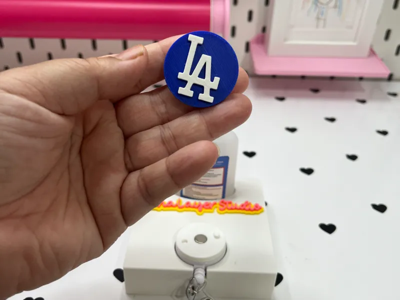 LA Circle Badge Reel Cover