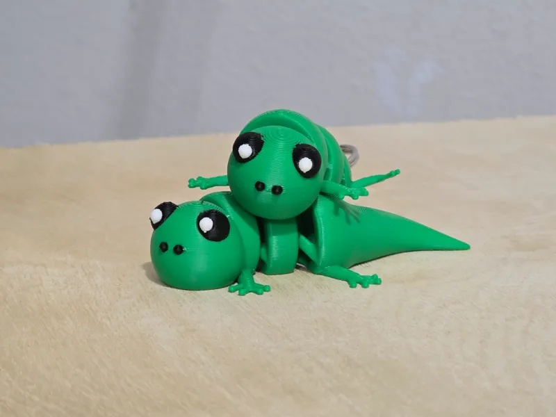 Cute Gecko Flexi (Plus Keychain)