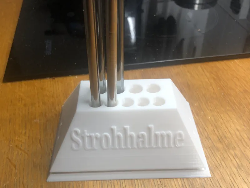 Strohhalmhalter (8 mm und 5 mm) mit Untersetzer