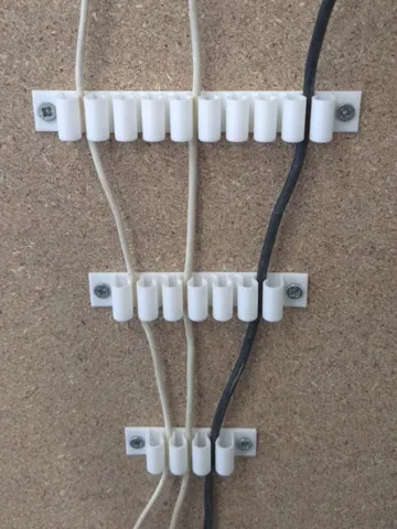 Soporte: Universal cable holders, screw mount — vista de referencia 2