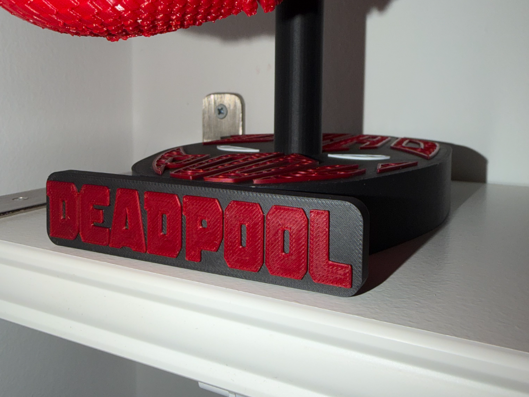 Supporto per casco Deadpool - Esposizione/Cosplay 3D model