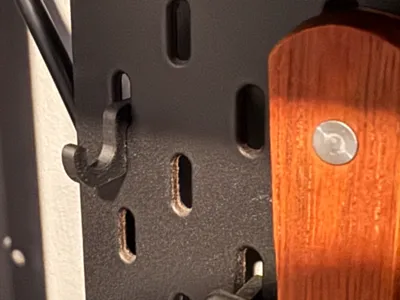 Fast and Sturdy Skadis Hook