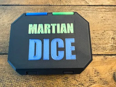 Martian Dice Travel Box