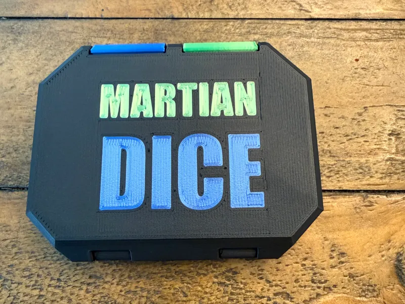 Martian Dice Travel Box