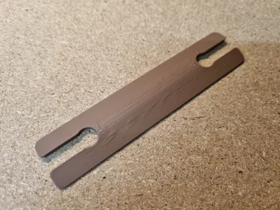 Small weaving shuttle