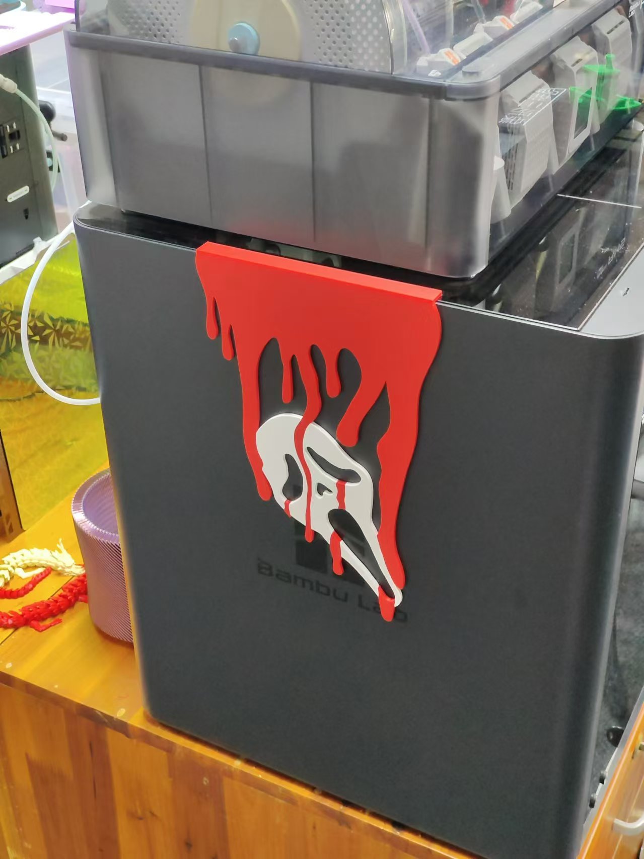 Miniatura 3 do modelo 3D 万圣节恐怖流血鬼面挂件