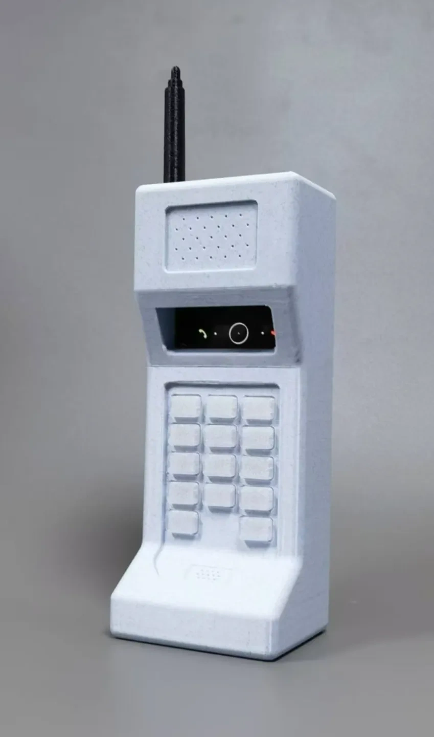 Miniatura 3 do modelo 3D 大哥大手机壳（手机牢笼）