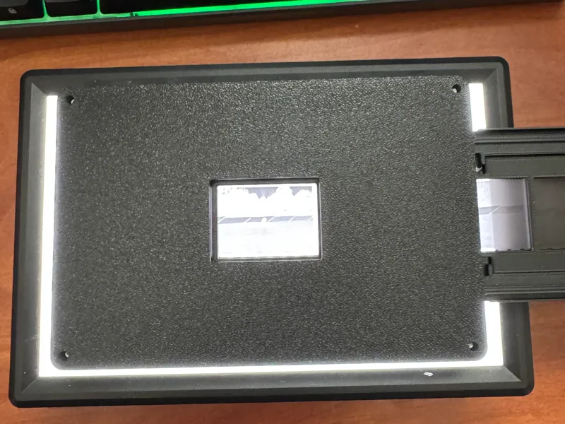 35mm film carrier holder for DLSR scanning v2