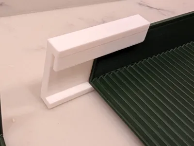 Bracket for "clean up sluice for floral gold"