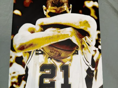 Tim Duncan Hugging Basketball San Antonio Spurs 