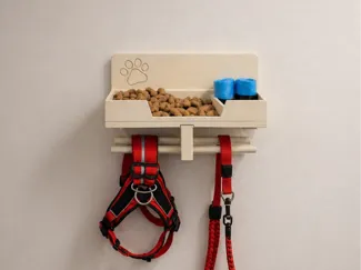 Dog leash holder