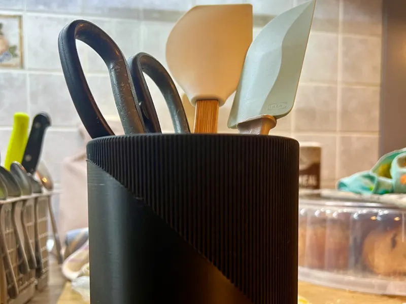 Japandi Kitchen Utensil Holder Full / Cut Variant