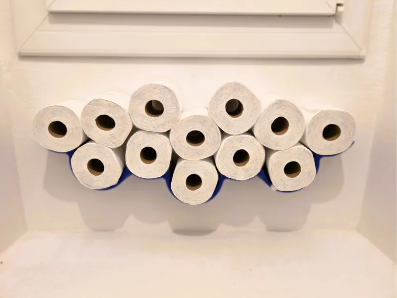 Toilet paper holder (x12 or 13 rolls) - {Beta1}