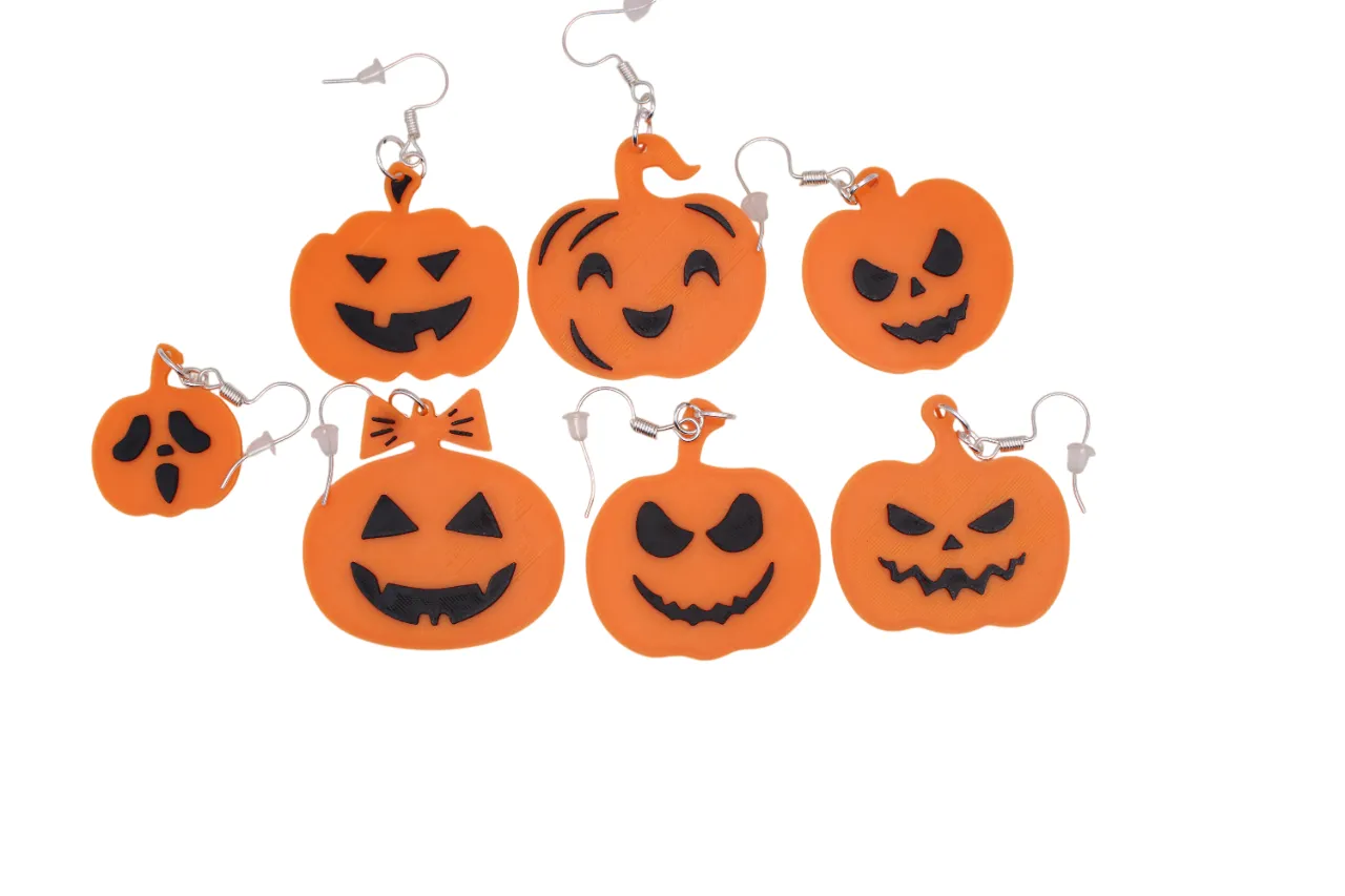 Halloween Earrings pt 5 - Jack O Lantern 2 view 3