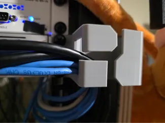 StarTech 4-Post Custom Cable Raceway