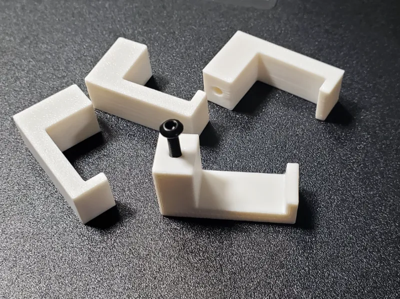 Air conditioner window outlet fastener clips