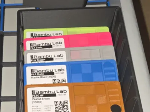 Soporte: Gridfinity flip-through Swatch Holder — referencia de MakerWorld