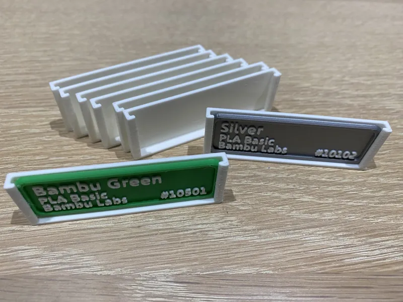 Simple customisable label or swatch holder