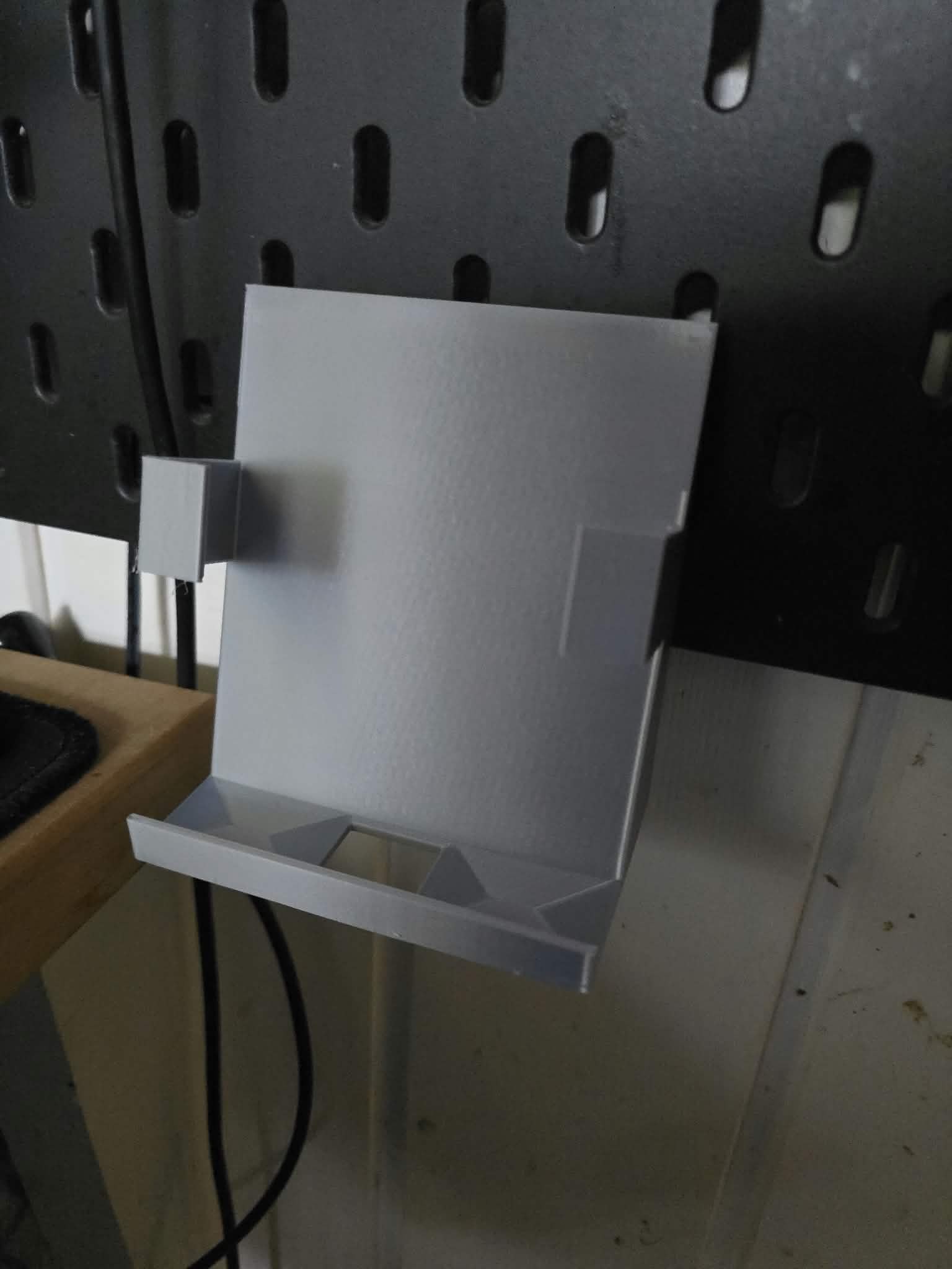 Skadis angled mobil phone holder IKEA SKADIS panel - Free 3D Print ...