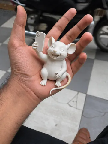 Modelo para impresión 3D: Cute Mouse with Laptop & Selfie — vista de referencia 2